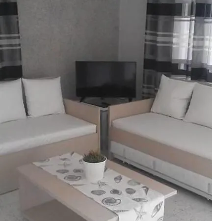 Filoxenia Apartment *